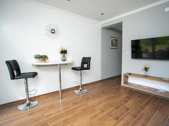 Apartmani Mikic 팔릭 외부 사진