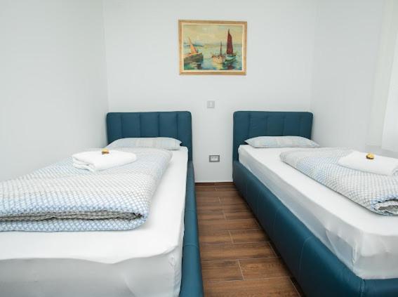 Apartmani Mikic 팔릭 외부 사진